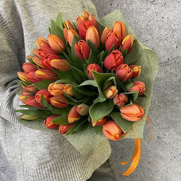 Купить тюльпаны с доставкой 24 часа по СПб