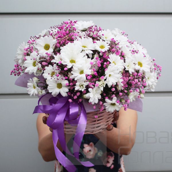 Ромашковые хризантемы в корзине - 3