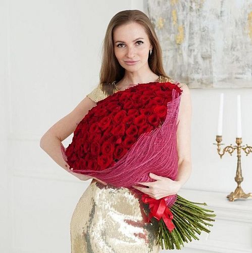 Букет 101 красная роза 70см