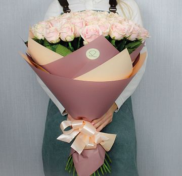 Букет 51 нюдовая роза 60см Букет 51 нюдовая роза 60см