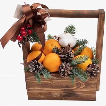 Вкус праздника в деревянном ящике