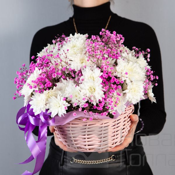 Ромашковые хризантемы в корзине - 3