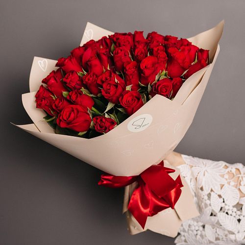 Букет 51 красная роза 40 см Кения