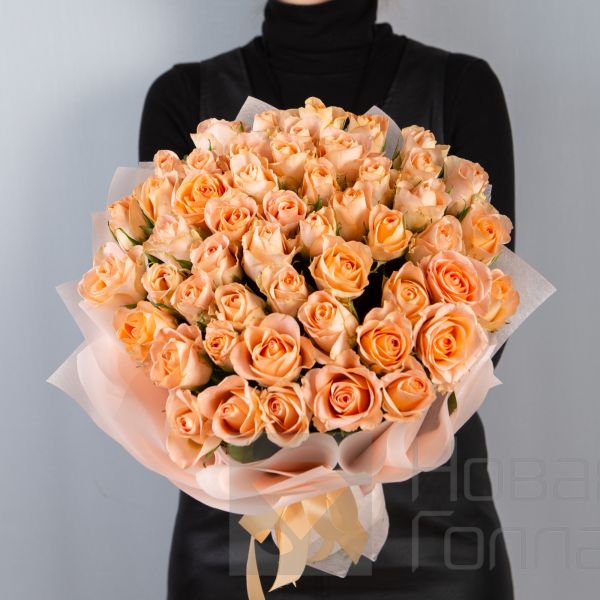 Букет 51 кремово-розовая роза Кения 40 см  в упаковке