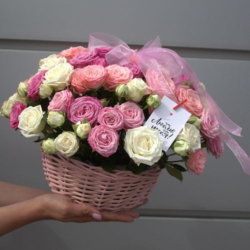 Композиция Нежность в корзинке