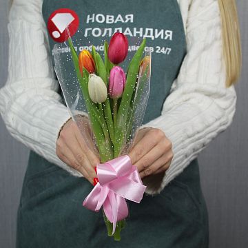 Букет 5 тюльпанов микс-10