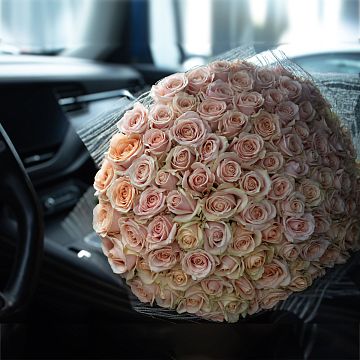 Букет Принцессы 101 нюдовая роза 60 см Букет Принцессы 101 нюдовая роза 60 см