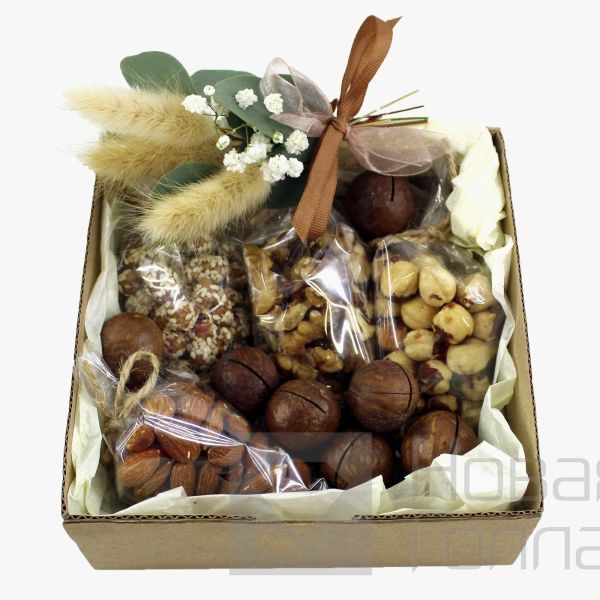 Подарочный бокс (12)