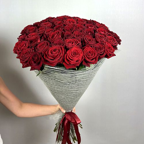 Букет 51 красная роза 70см