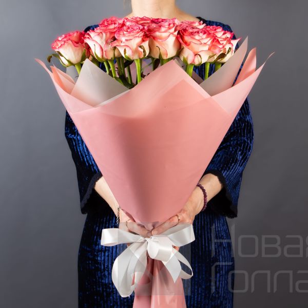 Букет 21 розовая роза 50см