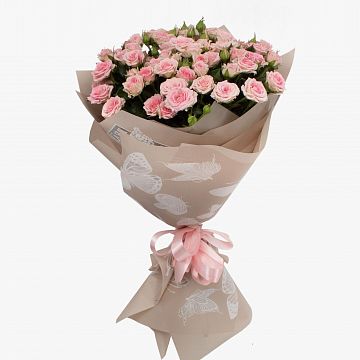 Букет 11 нежно-розовых кустовых роз Букет 11 нежно-розовых кустовых роз