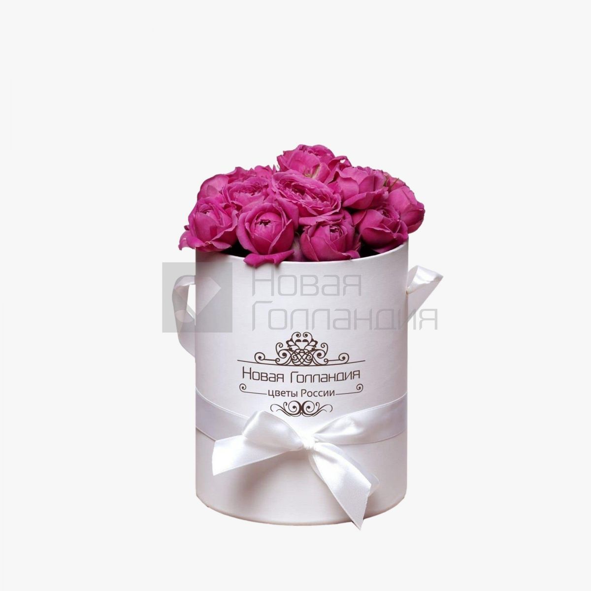 9 розовых кустовых пионовидных роз в маленькой белой коробке №241