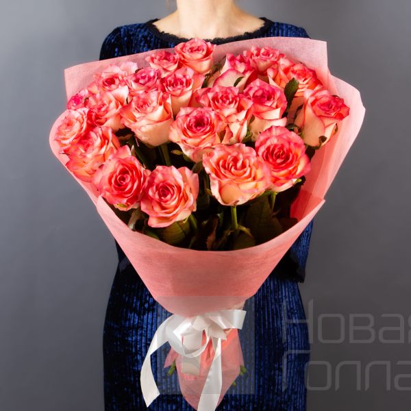 Букет 21 розовая роза  60 см