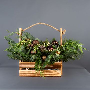 Композиция в деревянном ящике "Зимний шоколад" Композиция в деревянном ящике "Зимний шоколад"