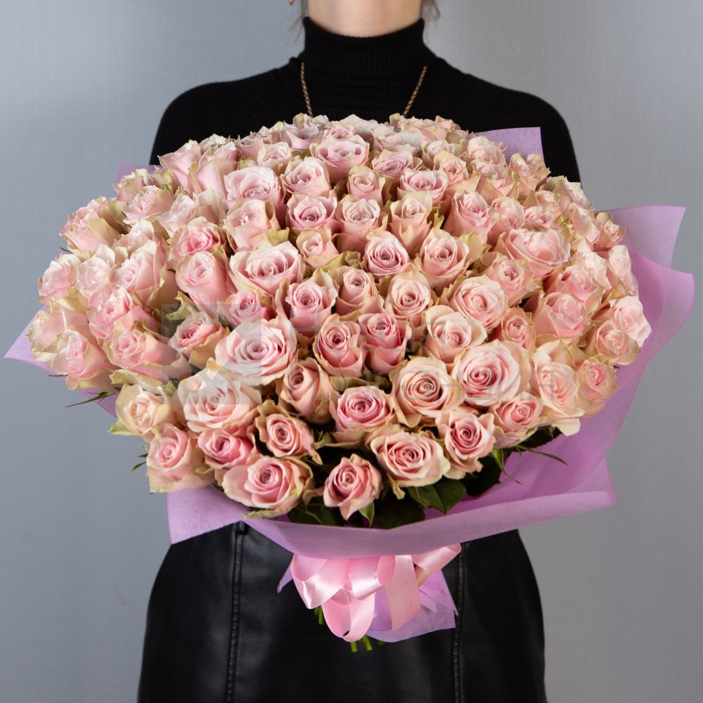 Букет 101 нюдовая роза Кения  40 см  в упаковке