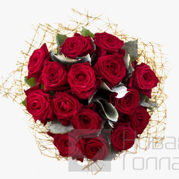 Букет из 15 красных роз и дубовых листьев